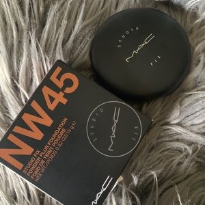 NIB Mac Studio Fix Powder NW45